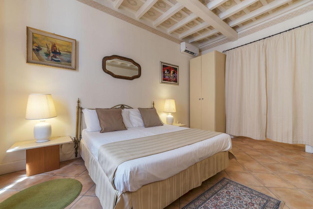 Fontanella Borghese Apartment - Fromhometorome Buitenkant foto