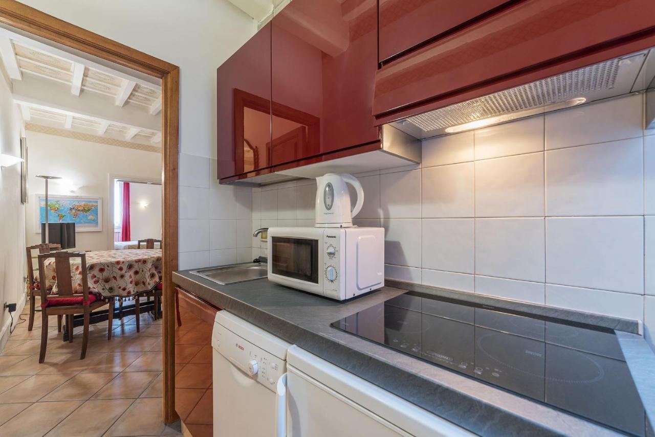 Fontanella Borghese Apartment - Fromhometorome Buitenkant foto